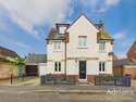 5 Bedrooms Detached House