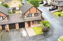 4 Bedrooms House