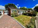 2 Bedrooms Bungalow