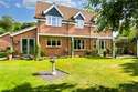 4 Bedrooms House