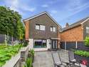 3 Bedrooms Detached House
