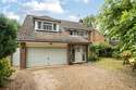 4 Bedrooms House
