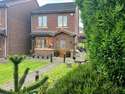 4 Bedrooms Detached House