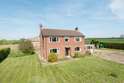 4 Bedrooms Detached House