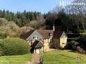 3 Bedrooms Detached House