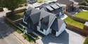 5 Bedrooms Detached House
