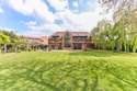 5 Bedrooms Detached House