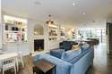 5 Bedrooms House
