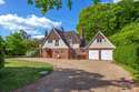 4 Bedrooms Detached House