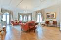 6 Bedrooms Flat