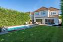 4 Bedrooms House