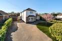 4 Bedrooms House