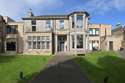 2 Bedrooms Ground Flat