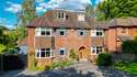 5 Bedrooms House