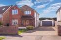 4 Bedrooms House