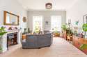 2 Bedrooms House