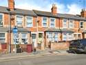 2 Bedrooms House