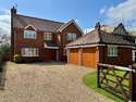 4 Bedrooms Detached House