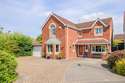 4 Bedrooms Detached House