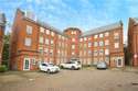 3 Bedrooms Flat