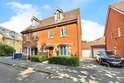 4 Bedrooms House