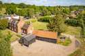 5 Bedrooms House