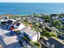 5 Bedrooms Detached House