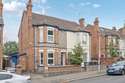 4 Bedrooms House