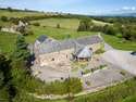 7 Bedrooms House