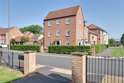 4 Bedrooms House