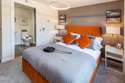 2 Bedrooms Flat