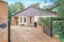 6 Bedrooms Detached House