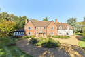 6 Bedrooms Detached House
