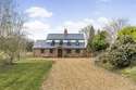 4 Bedrooms Detached House