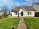 4 Bedrooms Bungalow