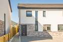 3 Bedrooms Semi Detached House