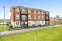 2 Bedrooms Flat