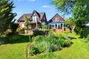 4 Bedrooms House