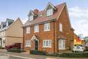 5 Bedrooms Detached House