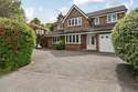 5 Bedrooms House