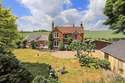 5 Bedrooms House