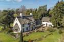 7 Bedrooms Detached House