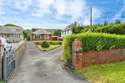 3 Bedrooms Bungalow