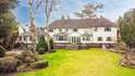 5 Bedrooms Detached House