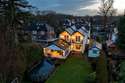 5 Bedrooms Detached House