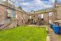 3 Bedrooms Maisonette Flat