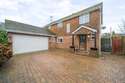 4 Bedrooms Detached House