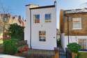 3 Bedrooms Detached House