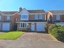 4 Bedrooms Detached House