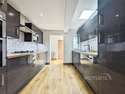2 Bedrooms House